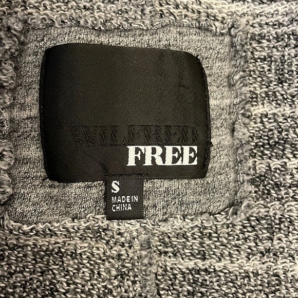 Wilfred Free zip up hoodie - Picture 3 of 8